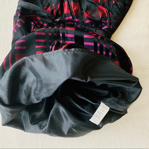 Alexia Admor Strapless Mini Cocktail Dress - Picture 12 of 12